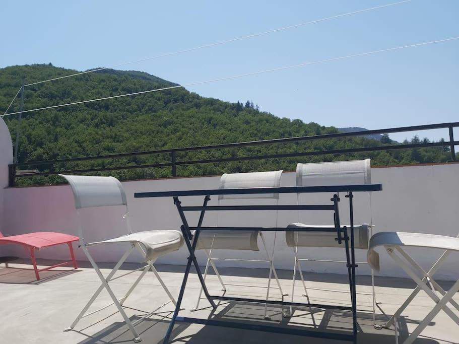 Superbe Appartement Au Coeur Des Cevennes Aveze  Luaran gambar
