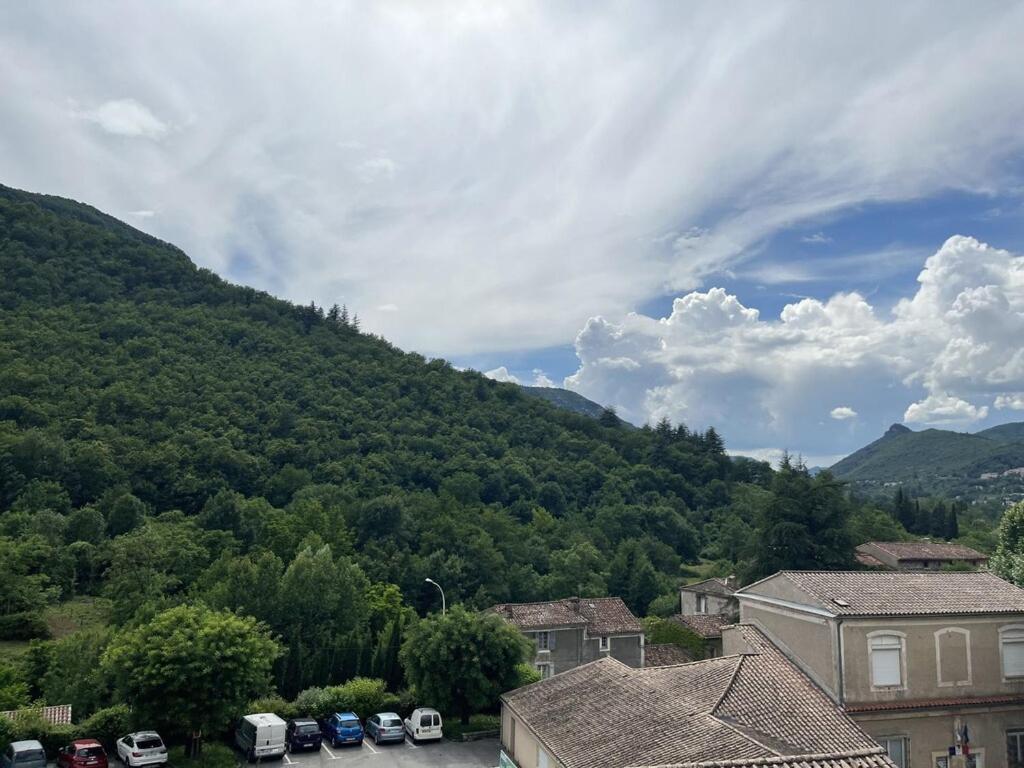 Superbe Appartement Au Coeur Des Cevennes Aveze  Luaran gambar