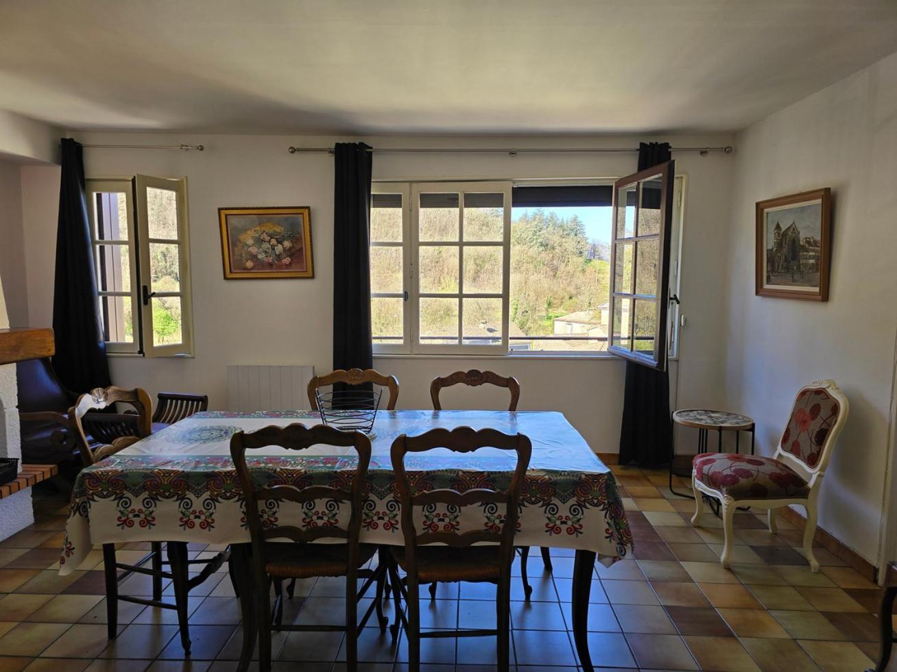 Superbe Appartement Au Coeur Des Cevennes Aveze  Luaran gambar