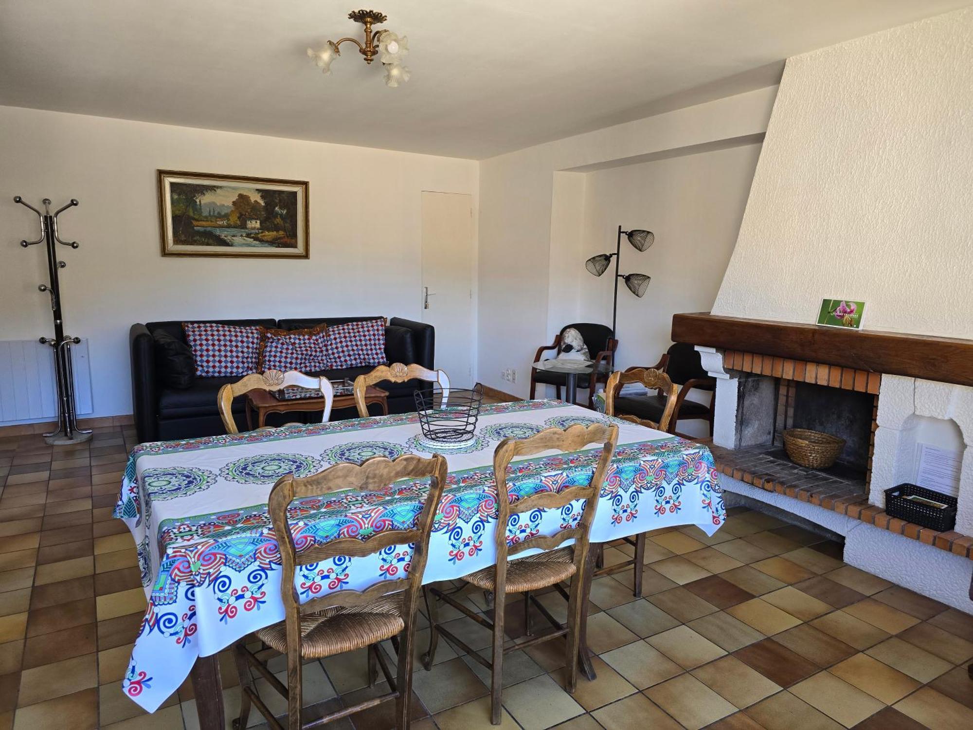 Superbe Appartement Au Coeur Des Cevennes Aveze  Luaran gambar
